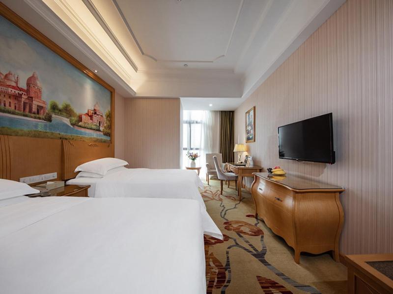 Vienna International Hotel Fuzhou Cangshan Wanda Exterior photo